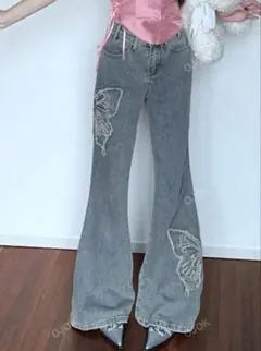 SHEIN バタフライ刺繍 デニムフレアパンツ