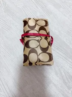 アクセサリーポーチ　コーチ