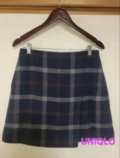 UNIQLO チェック柄 ラップミニスカート ネイビー