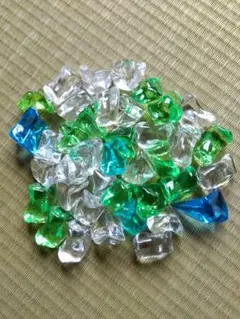 ゲーセンのダイヤ ゲーセン アクリルキラキラ宝石 737個 大容量 まとめ売り - メルカリ