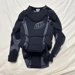 bmx レーシング　mtb ダウンヒル　トロイリーデザインズ　ボディプロテクター Troy Lee Designsの新型プロテクター | realridemtb.jp