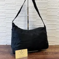 良品 プラダ ナイロン 三角プレートロゴ ワンショルダー バッグ ブラック.