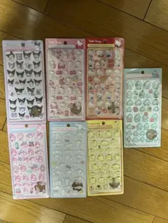 【新品】ボンボンドロップシール　７枚セット　サンリオ　うるちゅる　クロミ　キティ