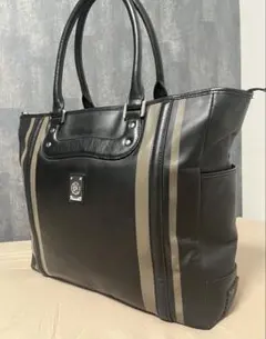 DIESEL トートバッグ オールレザー A4 収納可 肩掛け 黒のサムネイル