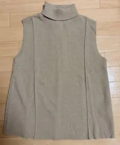 新品未使用 ZARA タートル ノースリーブ ニット