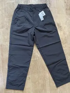 ナイロン タックテーパードパンツ / ブラック　M