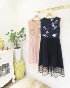 【美品】チェスティフラワーモチーフドットチュールレディワンピース サーモンピンク