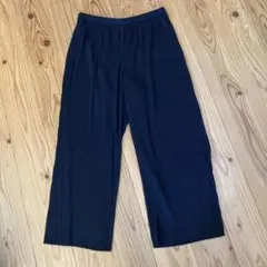 ユニクロ　プリーツパンツ　ブラック　XLサイズ