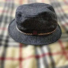 ダックスダークグレー バケットハット 編み込みベルト付き