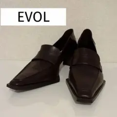 美品✨EVOL クッション入り 6cmヒールスクエアローファー ブラウンのサムネイル