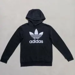 adidas 黒 フード付きパーカー 150