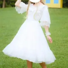 フリル クラシカル クラロリ 白 ロリータ ワンピース 金 刺繍 レース