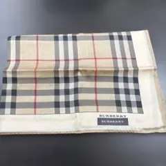 【新品未使用】BURBERRY ノバチェック柄 ハンカチ　ベージュ　132