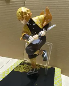 我妻　善逸 フィギュア　鬼滅の刃　一番くじ　無限列車編 C賞　我妻善逸フィギュア