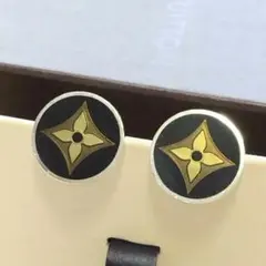 あ*い様 LOUIS VUITTON パンダンティフ・フルール モノグラムネック