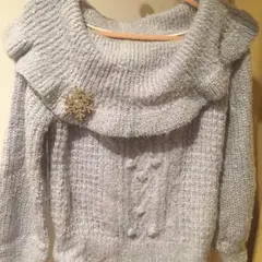 リズリサドールオフショルダーニット