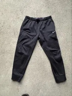 Nike ブラックジャージパンツ