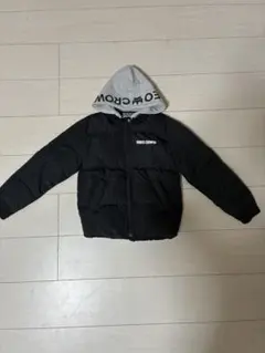 黒の中綿ブルゾン