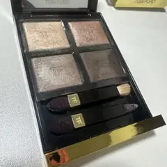 トムフォード【TOM FORD】 アイカラー　クォードヌードディップ3A