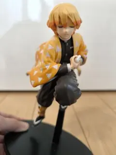 鬼滅の刃 善逸 フィギュア