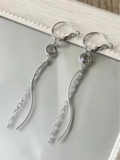 アクリルコネクター ピアス