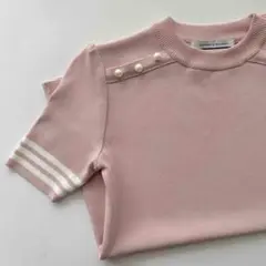 石井美保さん着用　ピンクニット　ボーダーズ