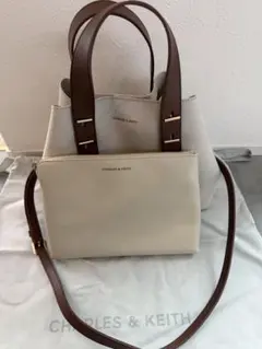 CHARLES & KEITH Shania ダブルハンドルスラウチーバッグ