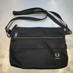 FRED PERRY バッグ