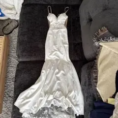 ホワイト サテン スリムフィットドレス　キャバ嬢ドレス