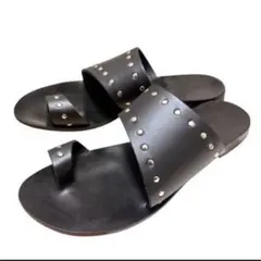 【美品】FABIO RUSCONI スタッズ付きサムリングサンダル　38のサムネイル