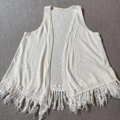 Bershka フリンジ付きノースリーブ