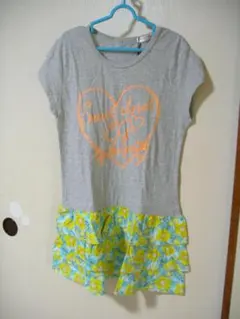 CHEER GIRL　140ｃｍ新品半袖ワンピース　グレー×ハイビスカス柄　綿