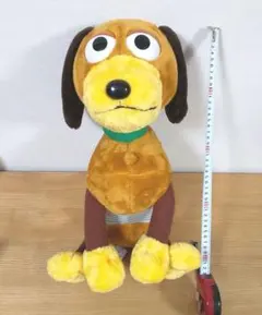 スリンキー・ドッグ　ギガジャンボお座りポーズぬいぐるみ　トイ・ストーリー　新品