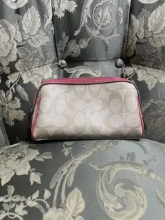 Coach ロゴポーチ ベージュ ピンク