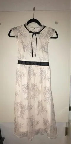 tococo アイボリー レース刺繍 ノースリーブワンピース