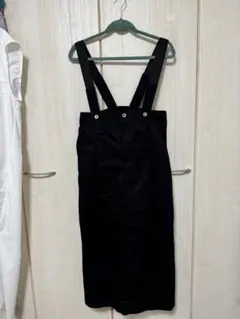 サロペットスカート