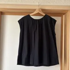 Té chichi ノースリーブ ブラウス ブラック