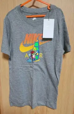Nike グレー Tシャツ サーフィンキャラクター