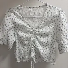 Vネック花柄ブラウス