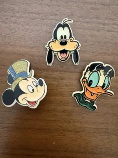 ディズニー　レトロ　ミッキー　グーフィー ドナルド　ブローチ　バッジ　バッチ☆