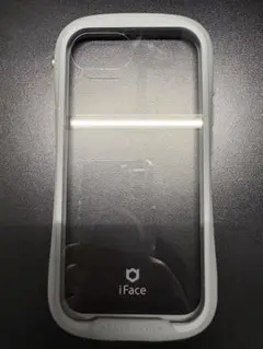 iFace グレー（iPhone16e）