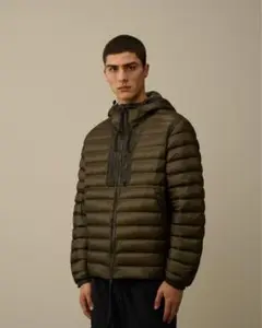 C.P. Company ダウンジャケット ブラウン 50 C.P. Company - 新品タグ付き C.P.COMPANY 