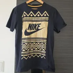 【古着】NIKE ナイキ Tシャツ ビッグロゴ 総柄 ブラック Mのサムネイル