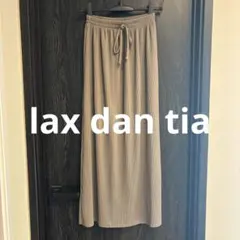 【Lax Dan Tia】リブプリーツスカート　Mのサムネイル