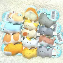 つぶらな瞳の犬と猫　ぷちマスコット　13点