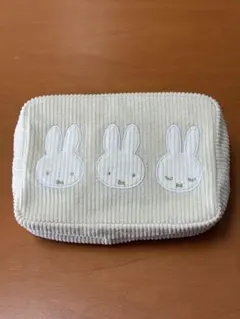 未使用 miffy ミッフィー 角形ポーチ モーイ ホワイト