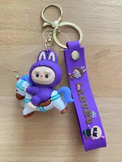 らぶふ　キーホルダー　ラブブ　LABUBU