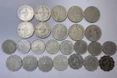 香港 旧貨幣 1ドル 2ドル硬貨セットのサムネイル