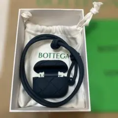 BOTTEGA VENETA ラバーシリコン AirPods 第三世代ケースのサムネイル