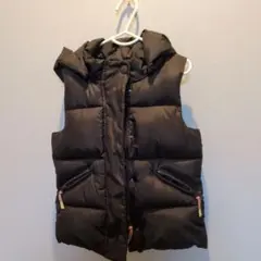 H&M ブラック ダウンベスト 92cm
